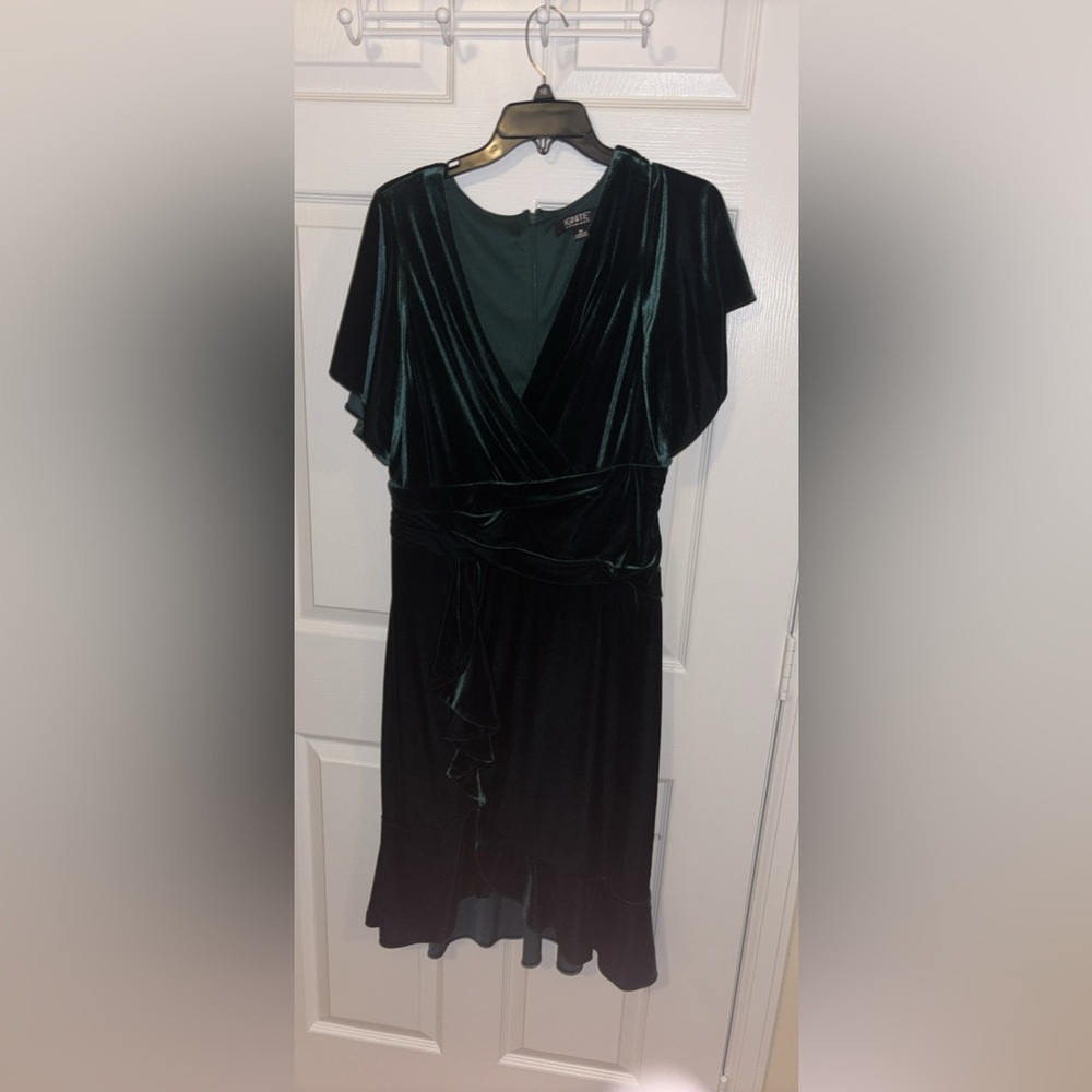 Elegant Green Midi Dress